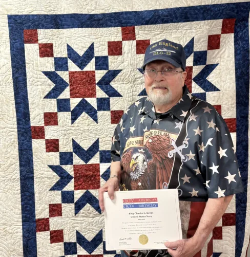 Veteran receives Quilt of Honor